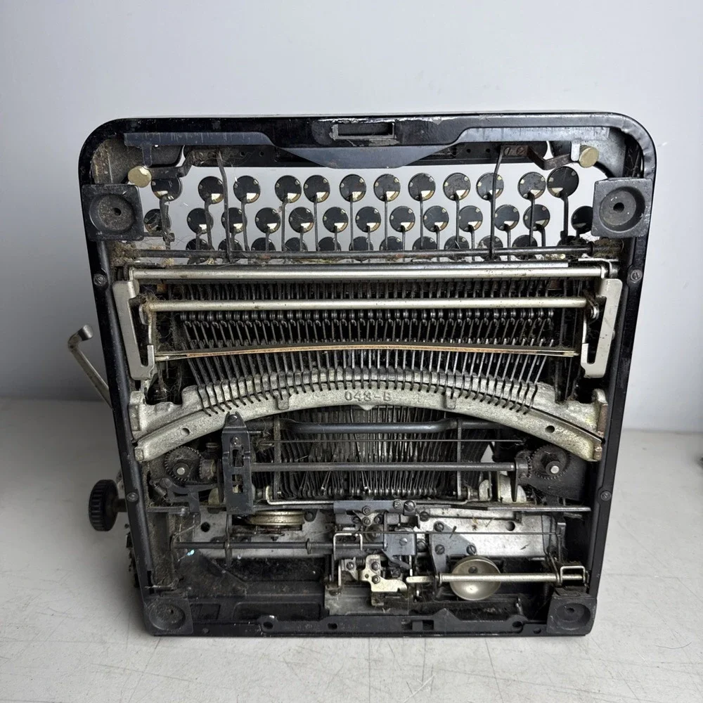 1930's Corona Standard Flat Top Glossy Black Typewriter UNTESTED For Parts